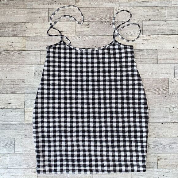 Gingham, Body Con, Mini Skirt Jumper - Picture 4 of 13